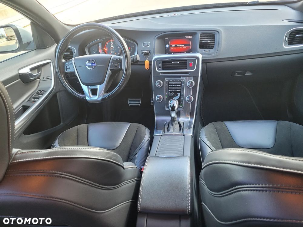 Volvo S60 - 3