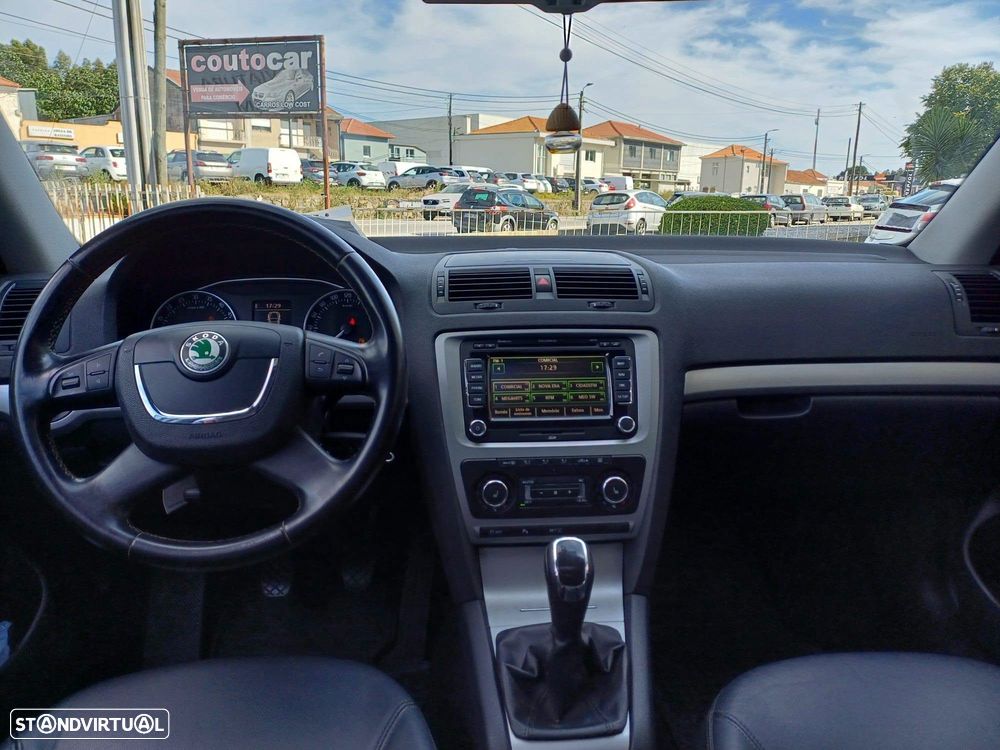 Skoda Octavia Break 1.6 TDi Sportline - 6