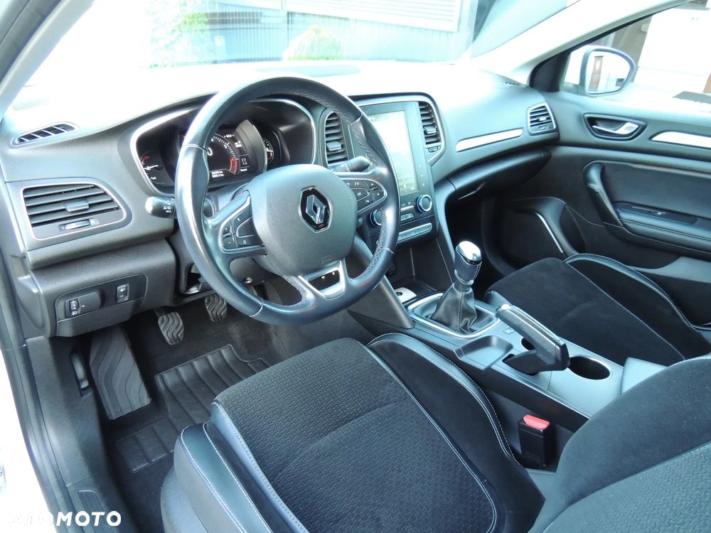 Renault Megane 1.3 TCe FAP Limited - 7