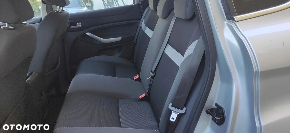Ford Kuga 2.0 TDCi Trend - 4