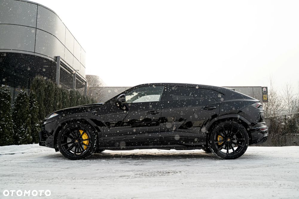Lamborghini Urus - 3
