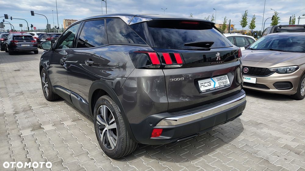 Peugeot 3008 1.2 PureTech Allure Pack S&S EAT8 - 7