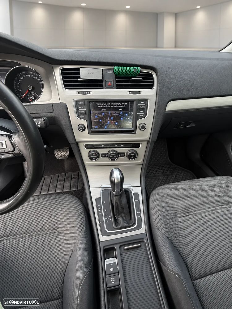 VW Golf - 11
