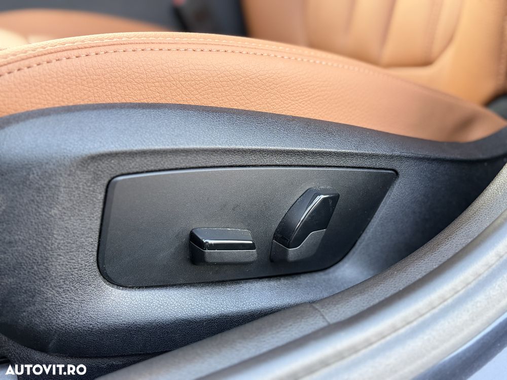 BMW Seria 5 520i Aut. - 27