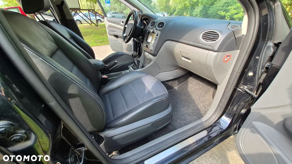 Ford Focus 1.6 TDCi DPF Titanium - 25
