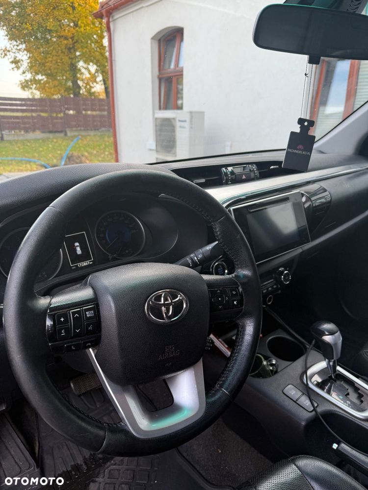 Toyota Hilux 2.4 D-4D Double Cab SR5 4x4 - 12
