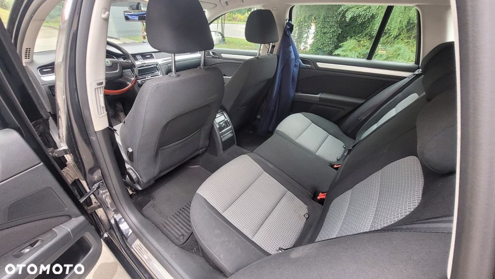 Skoda Superb 2.0 TDI Comfort - 17