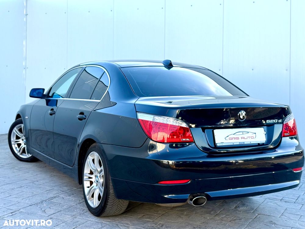 BMW Seria 5 520d - 5