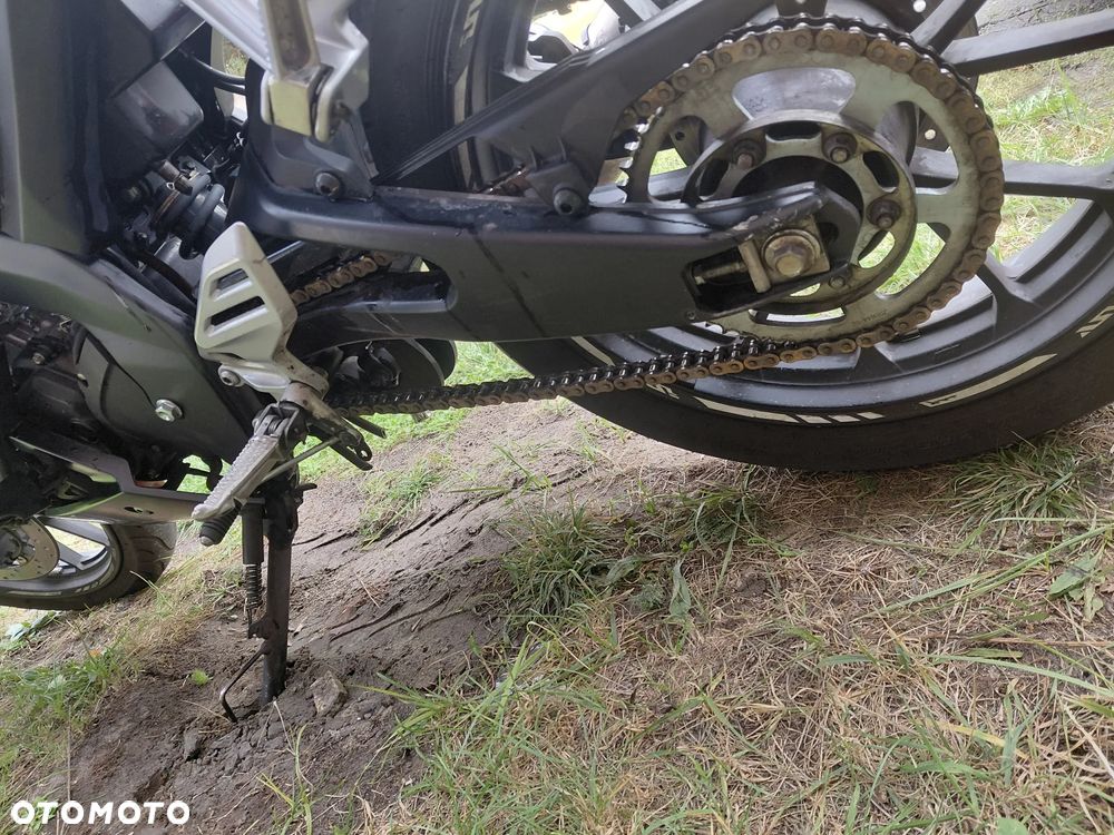 Yamaha YZF - 11