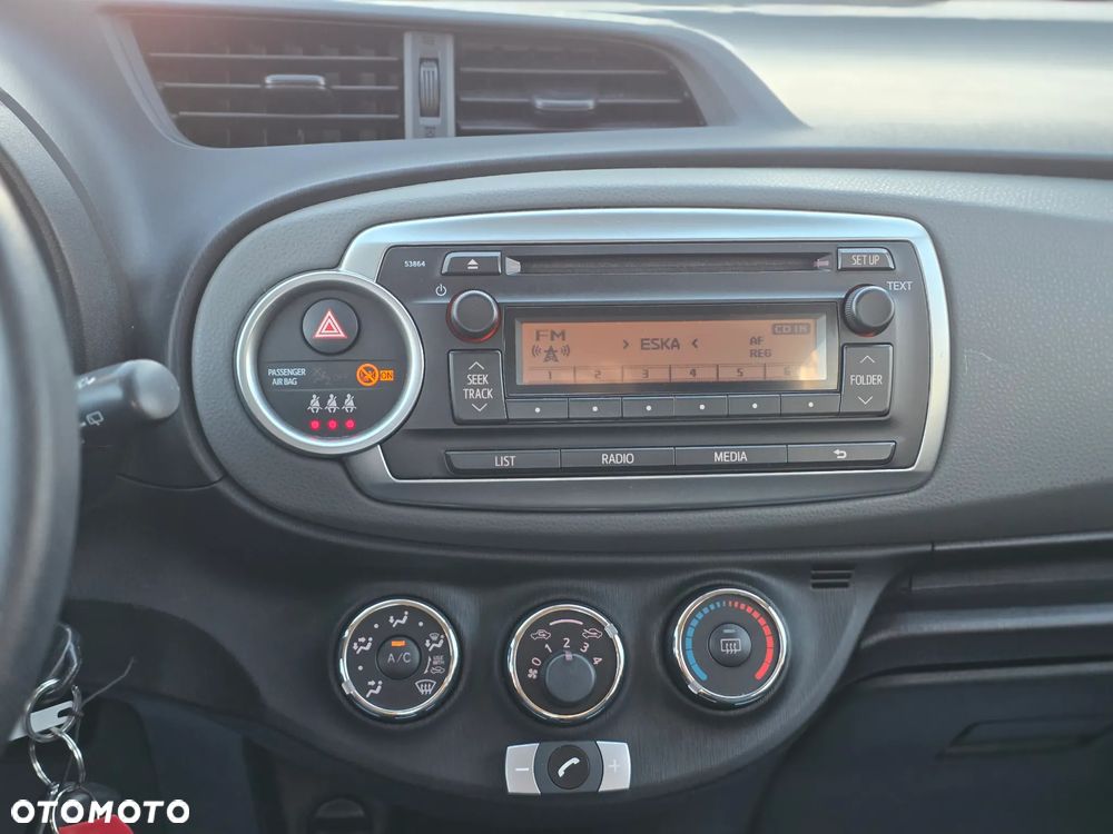 Toyota Yaris 1.0 Luna - 22