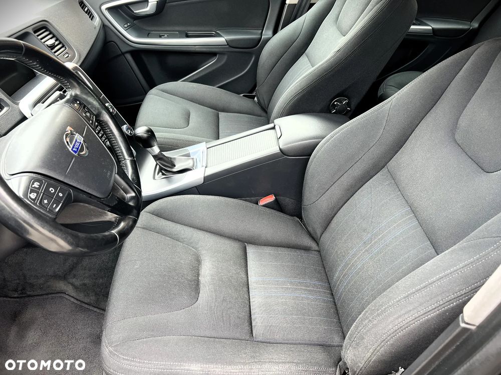 Volvo S60 DRIVe - 10