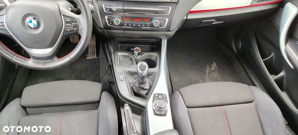BMW Seria 1 - 22