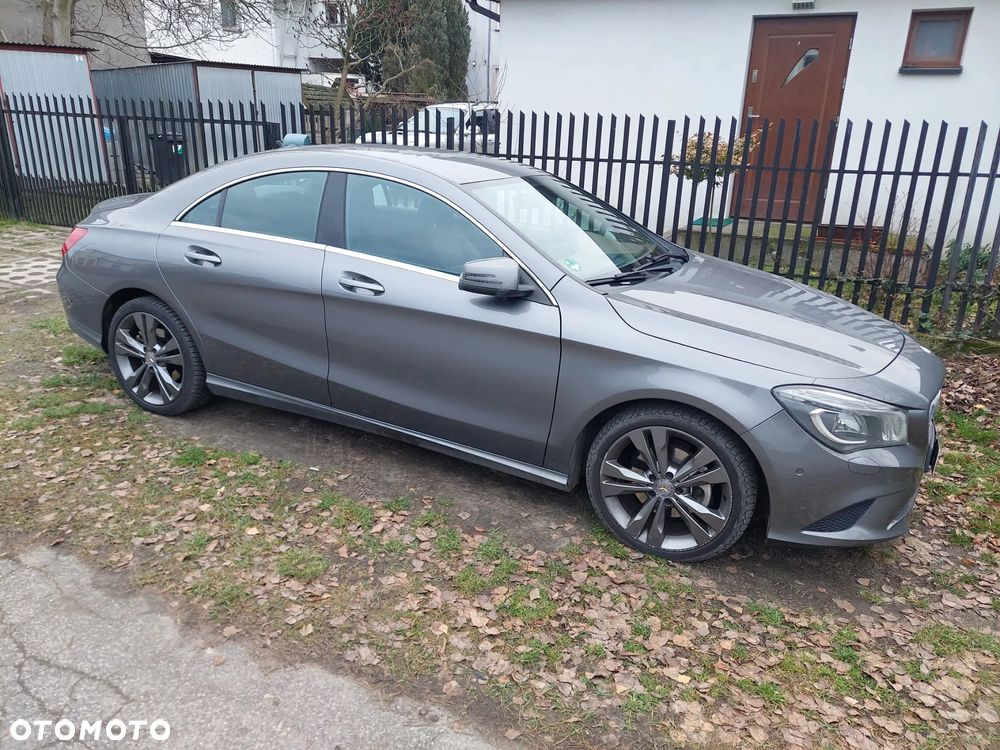 Mercedes-Benz CLA 200 Peak Edition - 2