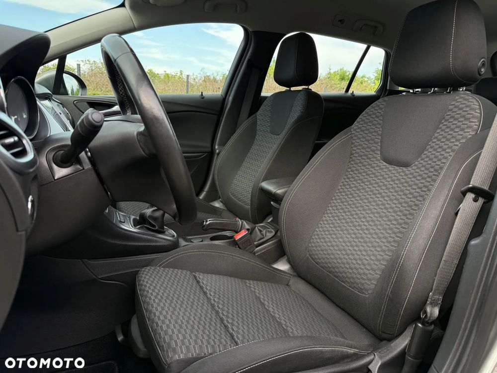 Opel Astra 1.6 D Start/Stop ON - 13