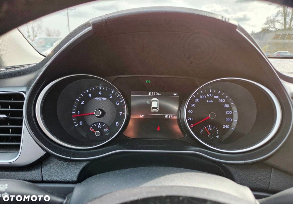 Kia XCeed - 23