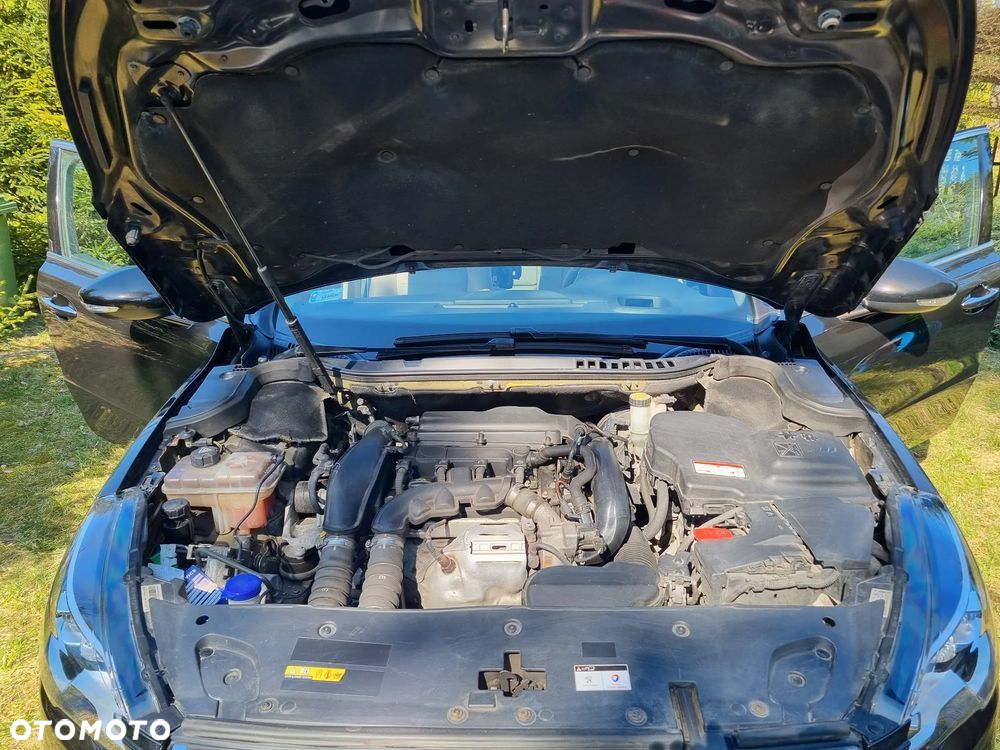 Peugeot 508 1.6 e-THP Active S&S - 21