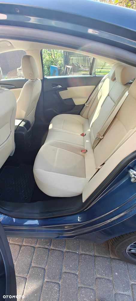 Opel Insignia CT 1.6 CDTI S&S - 9