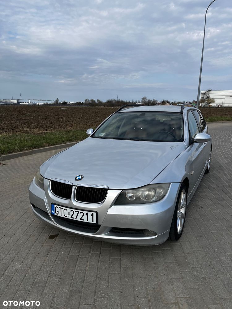 BMW Seria 3 320d DPF - 1