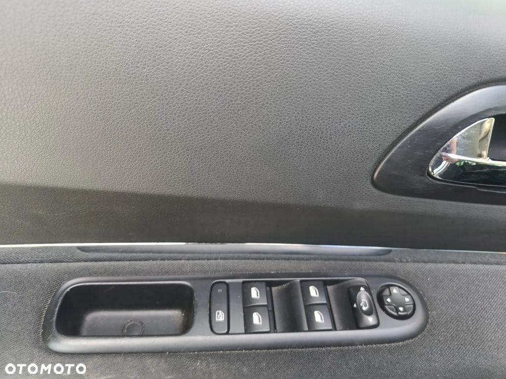 Peugeot 3008 HDi FAP 150 Premium - 18