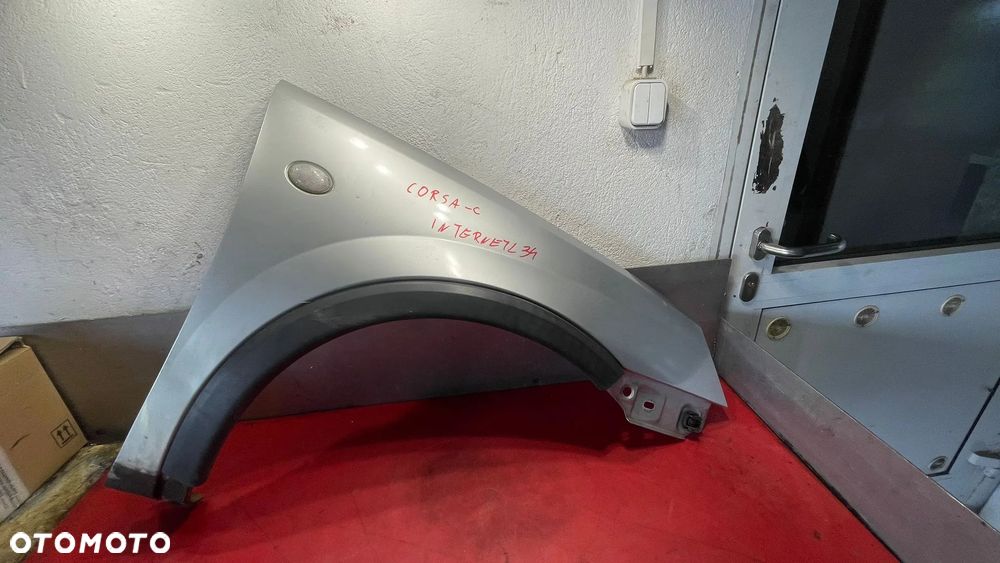 Błotnik prawy przód Opel CORSA C - 1