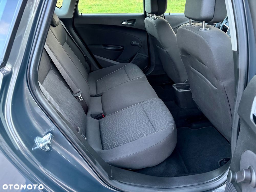 Opel Astra - 22