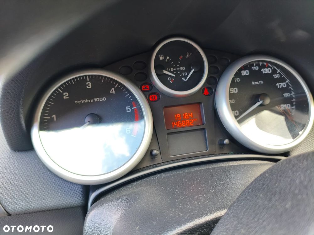 Peugeot 207 1.4 HDi Trendy - 5