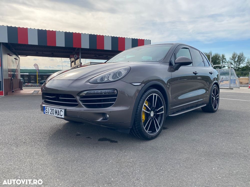 Porsche Cayenne 3.0 L V6 - 1