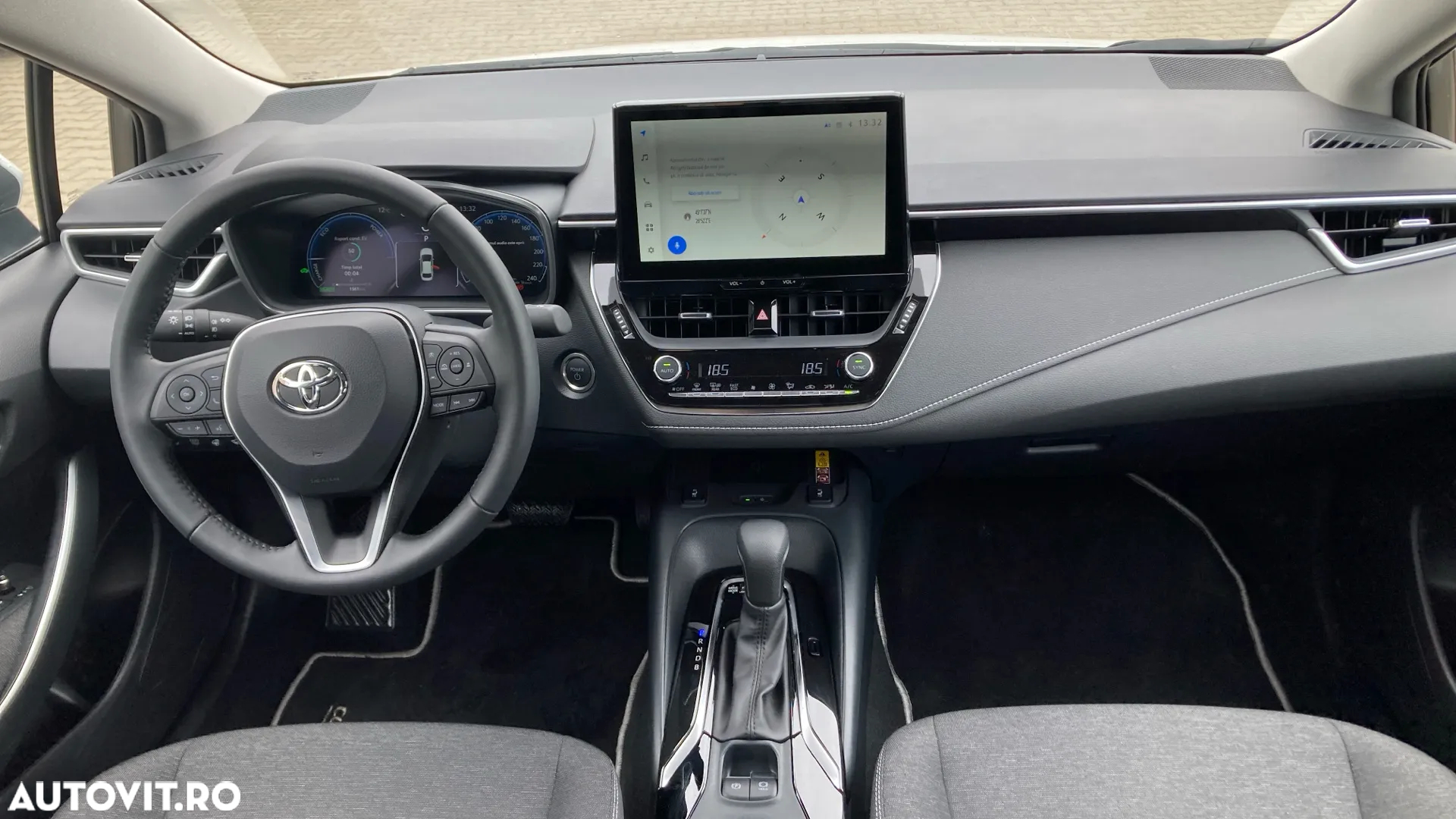 Toyota Corolla 1.8 HSD Business - 8