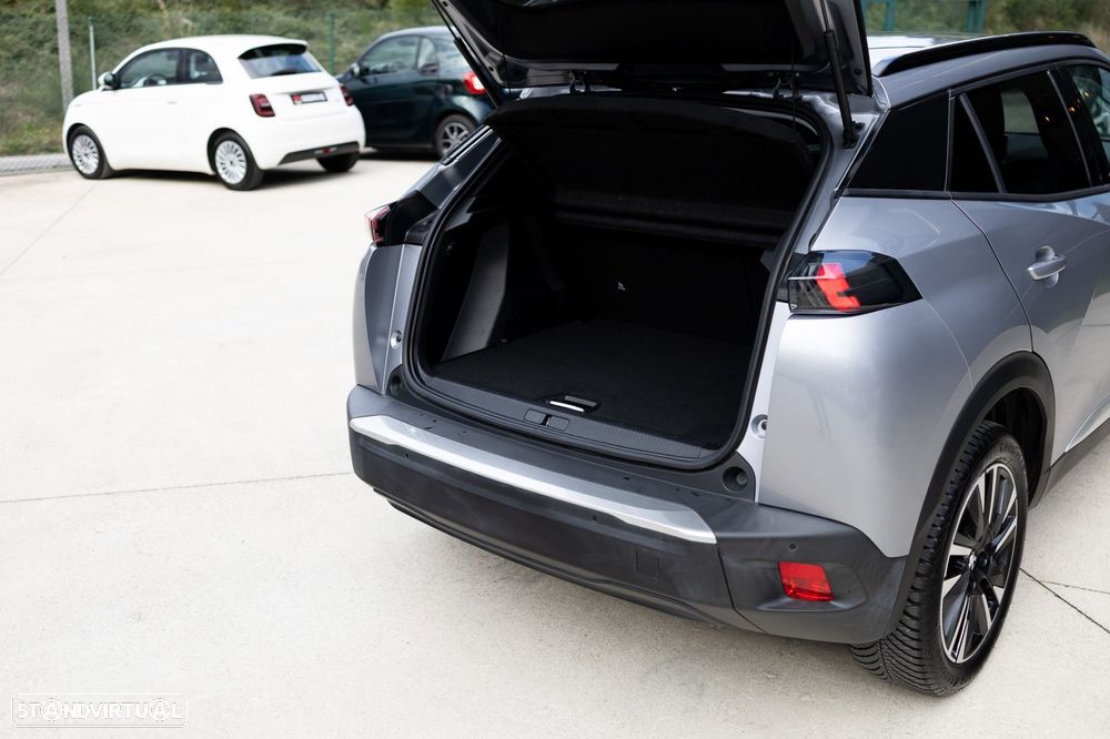 Peugeot e-2008 Allure - 51