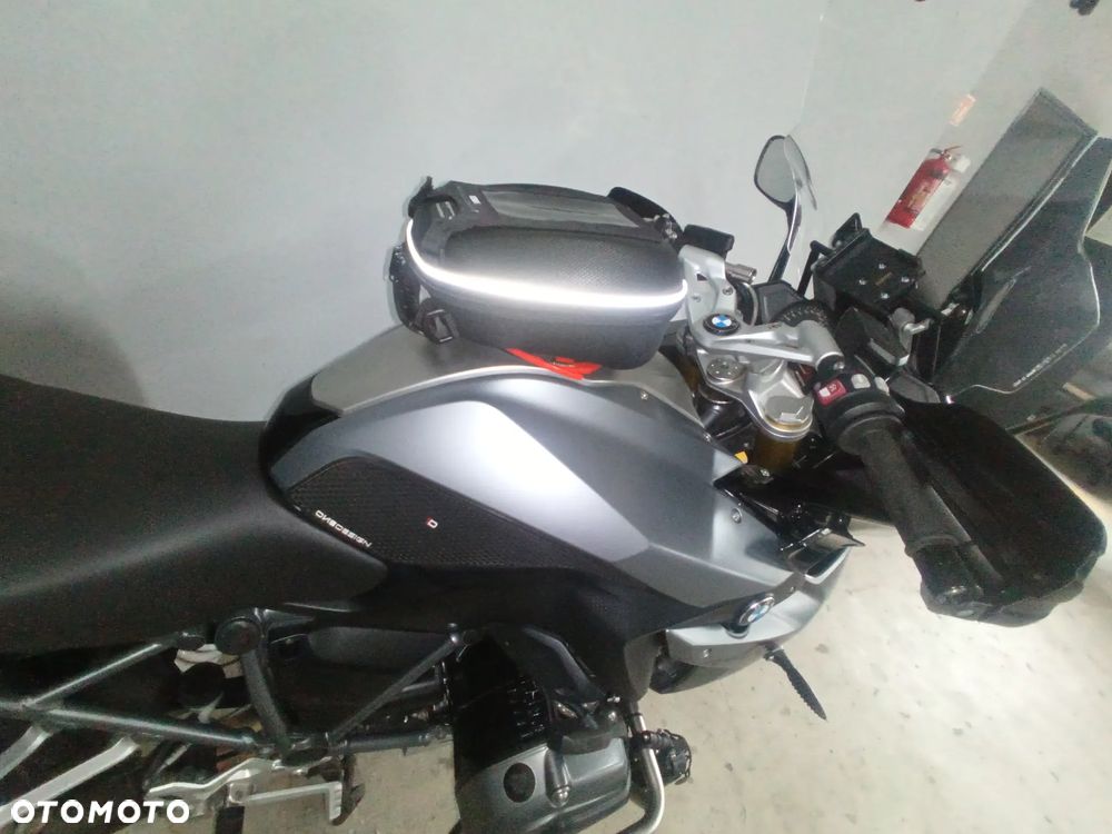 BMW R - 2