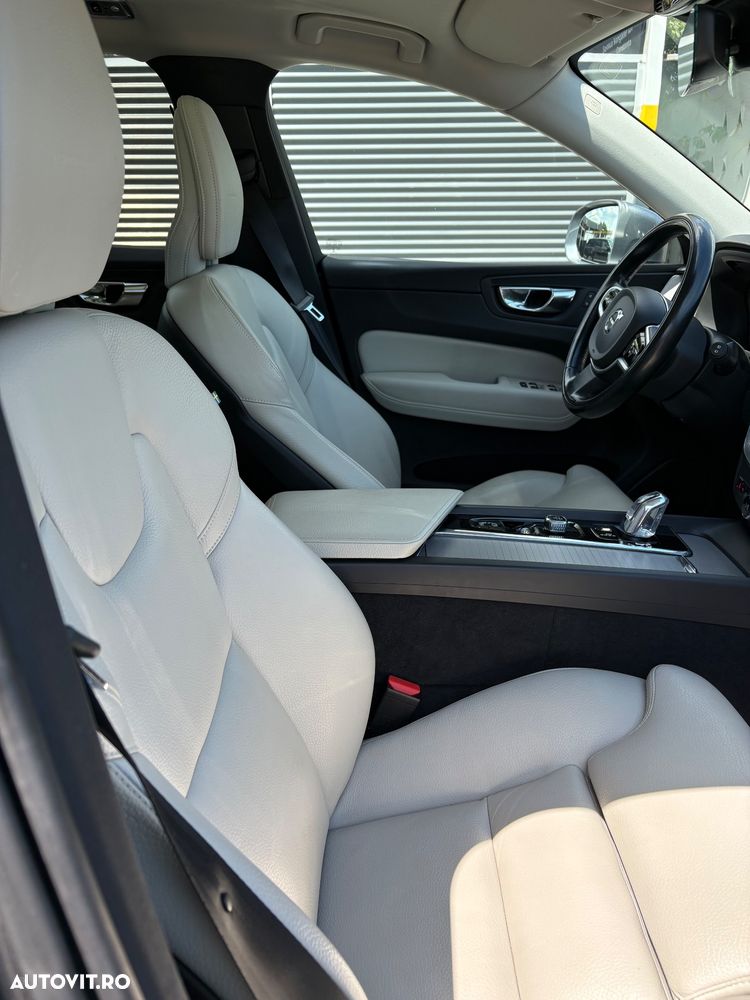 Volvo XC 60 T8 Twin Engine AWD Inscription - 9