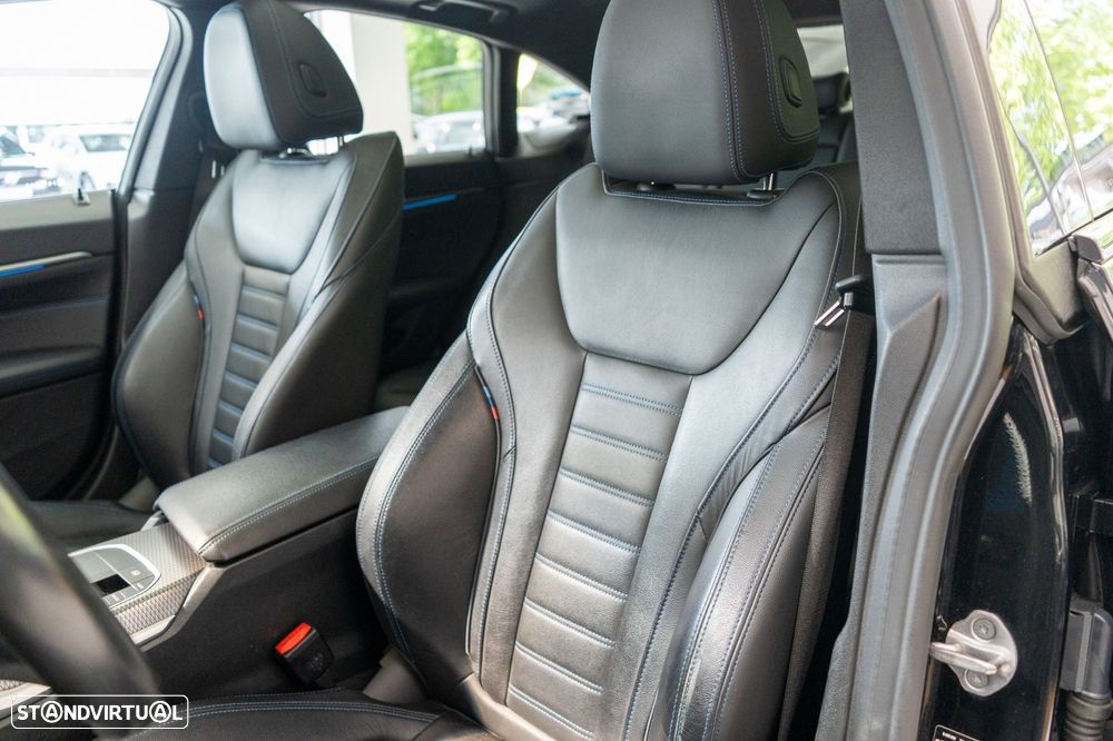 BMW i4 eDrive40 Pack Desportivo M - 8