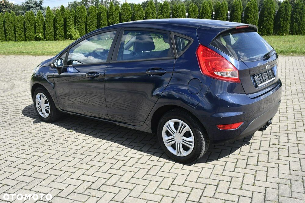 Ford Fiesta - 12