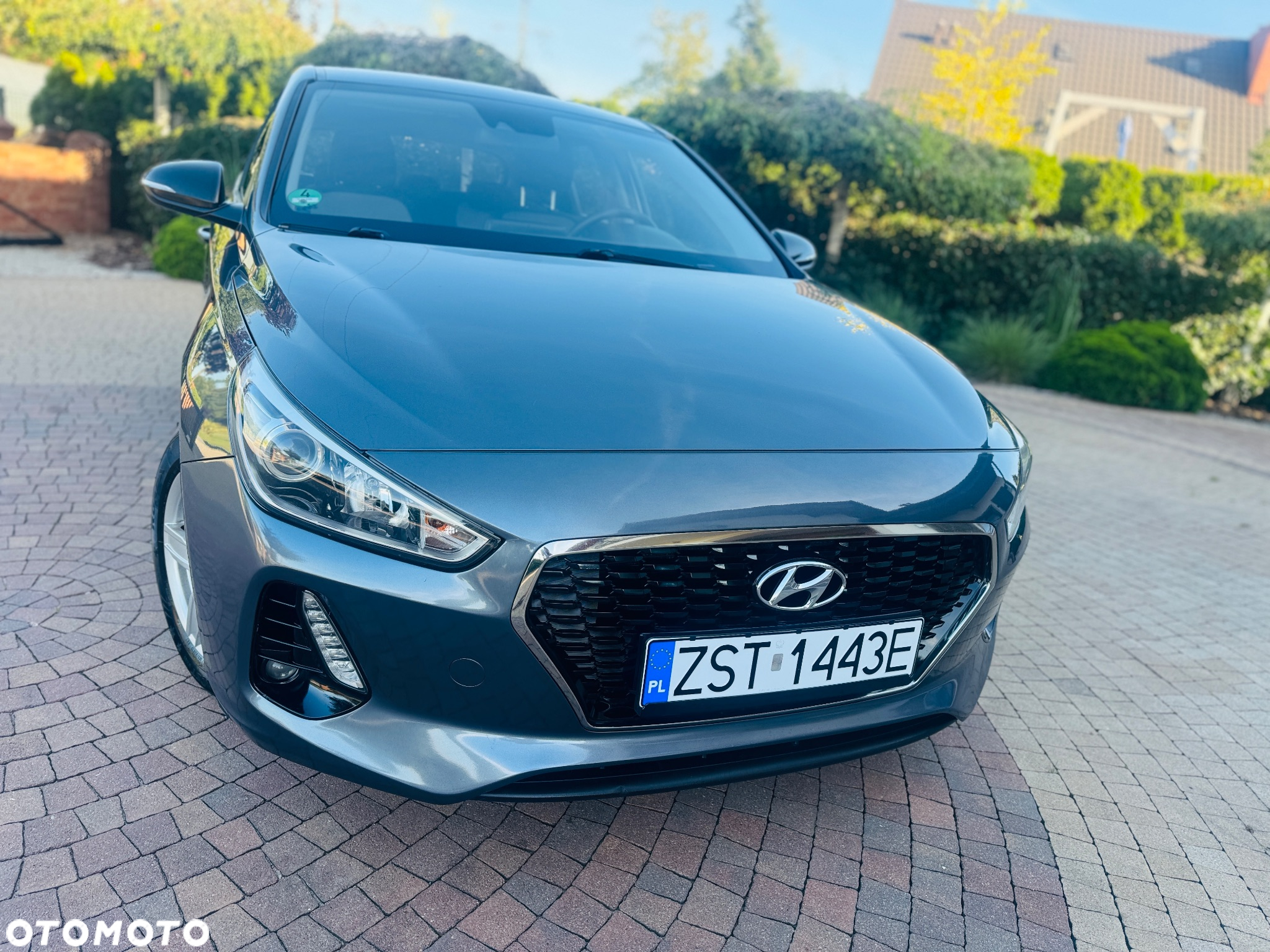 Hyundai i30 1.4 Premiere Comfort - 25