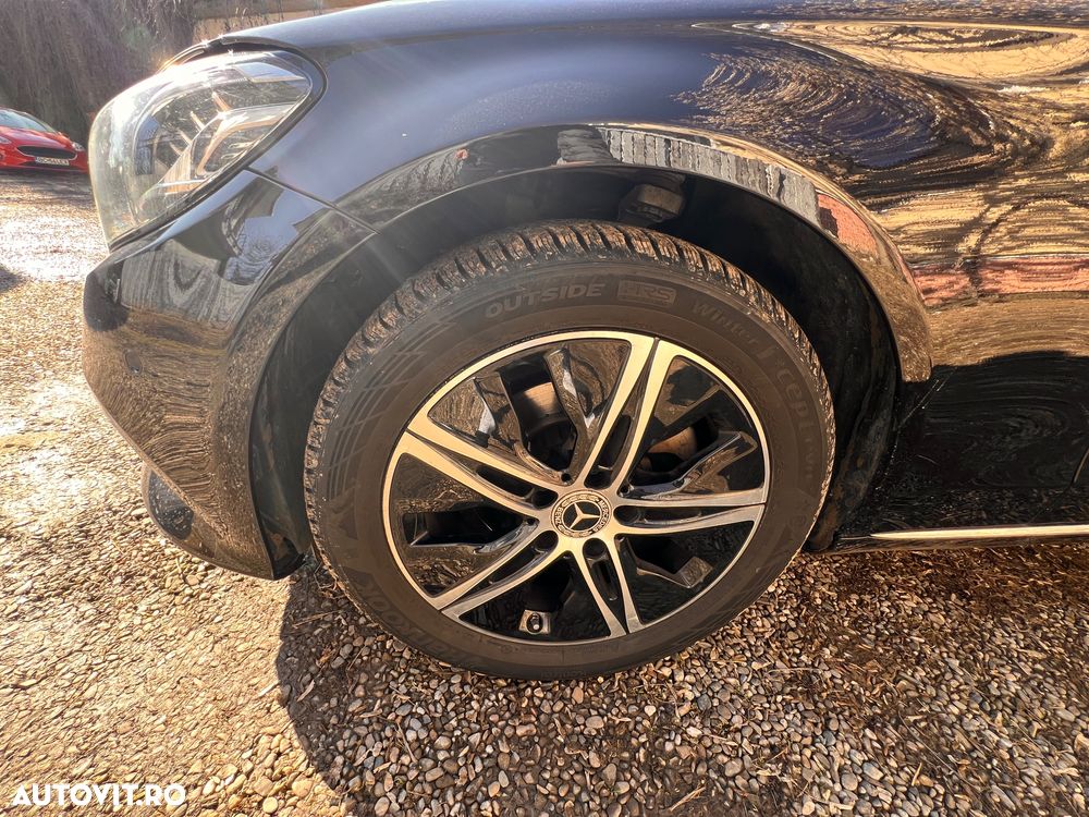 Mercedes-Benz C 180 Aut. - 11