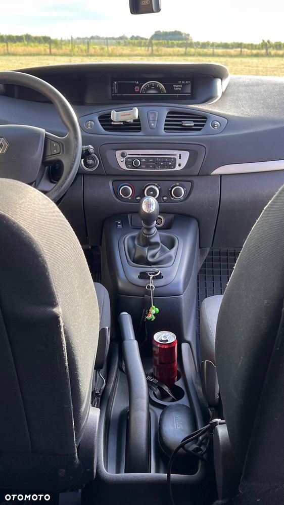 Renault Scenic 1.5 dCi Expression - 12