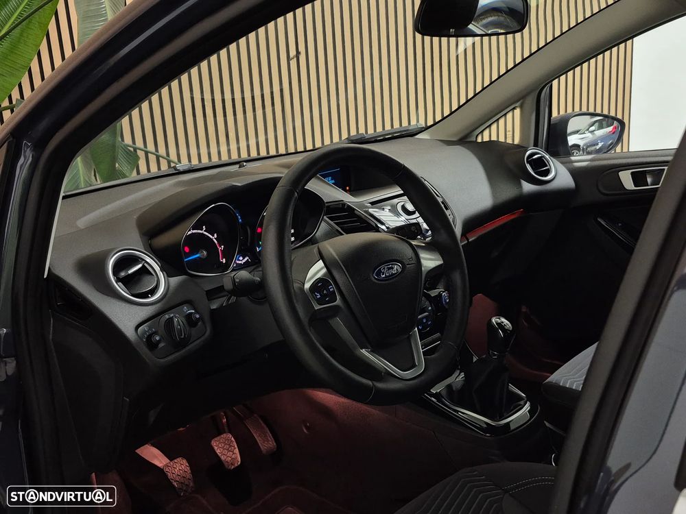 Ford Fiesta 1.0 Ti-VCT Titanium - 19