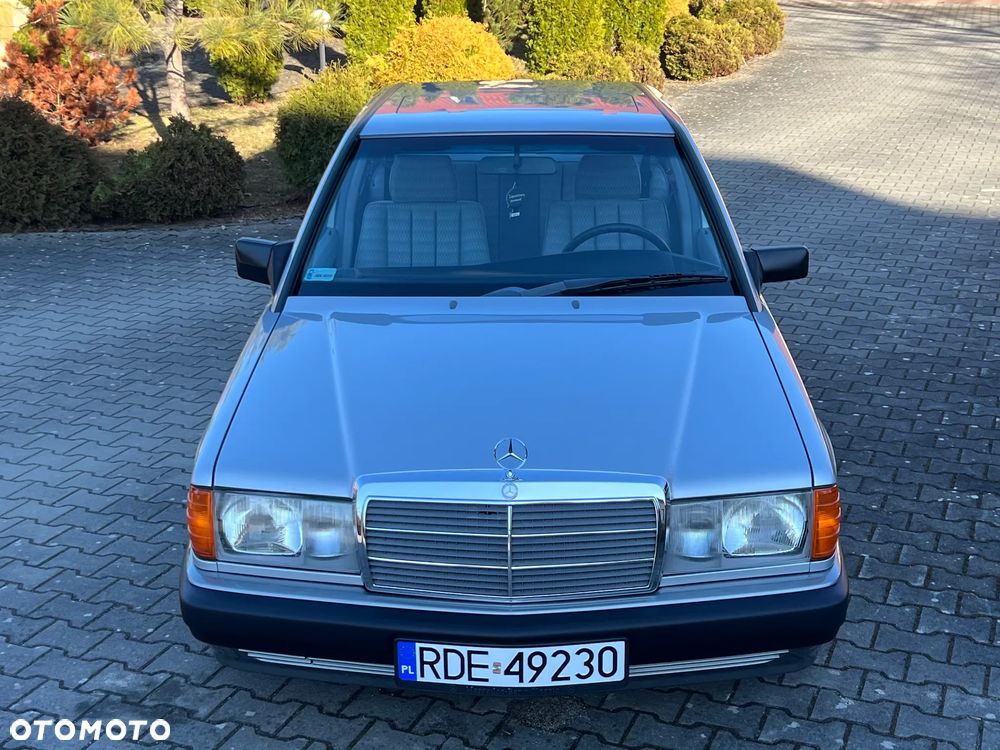 Mercedes-Benz W201 (190) - 15