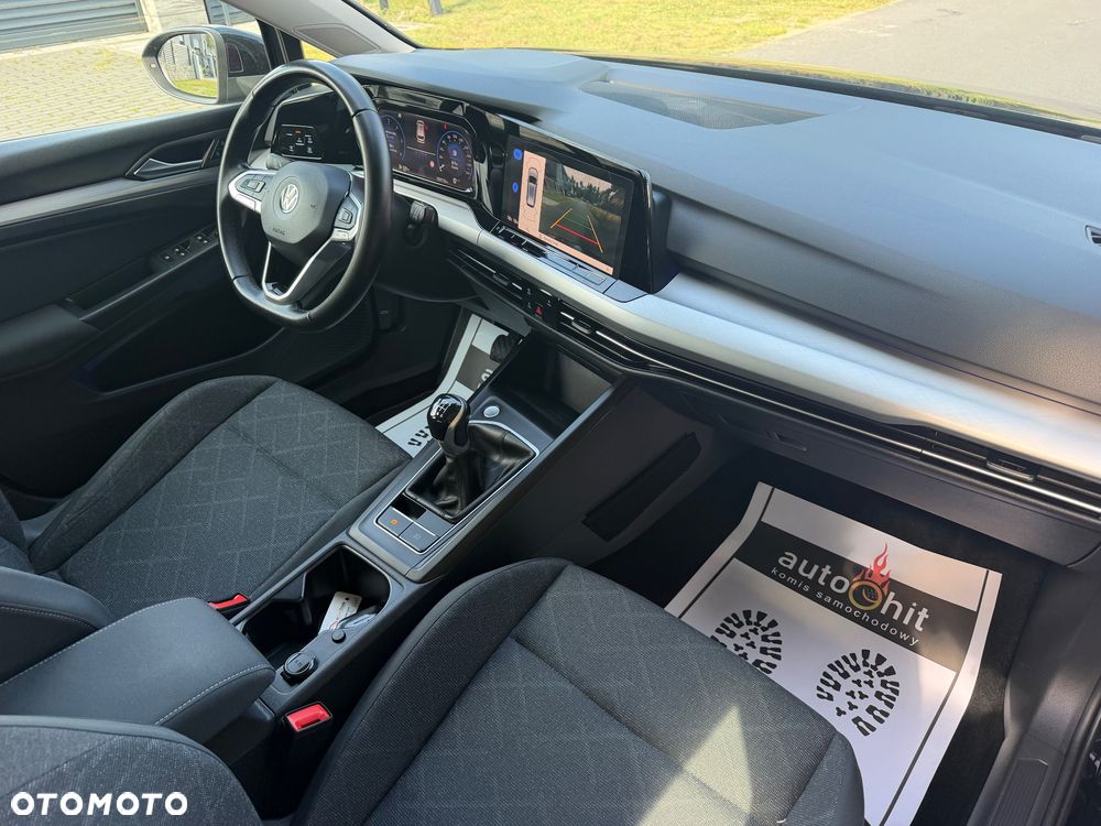 Volkswagen Golf - 24