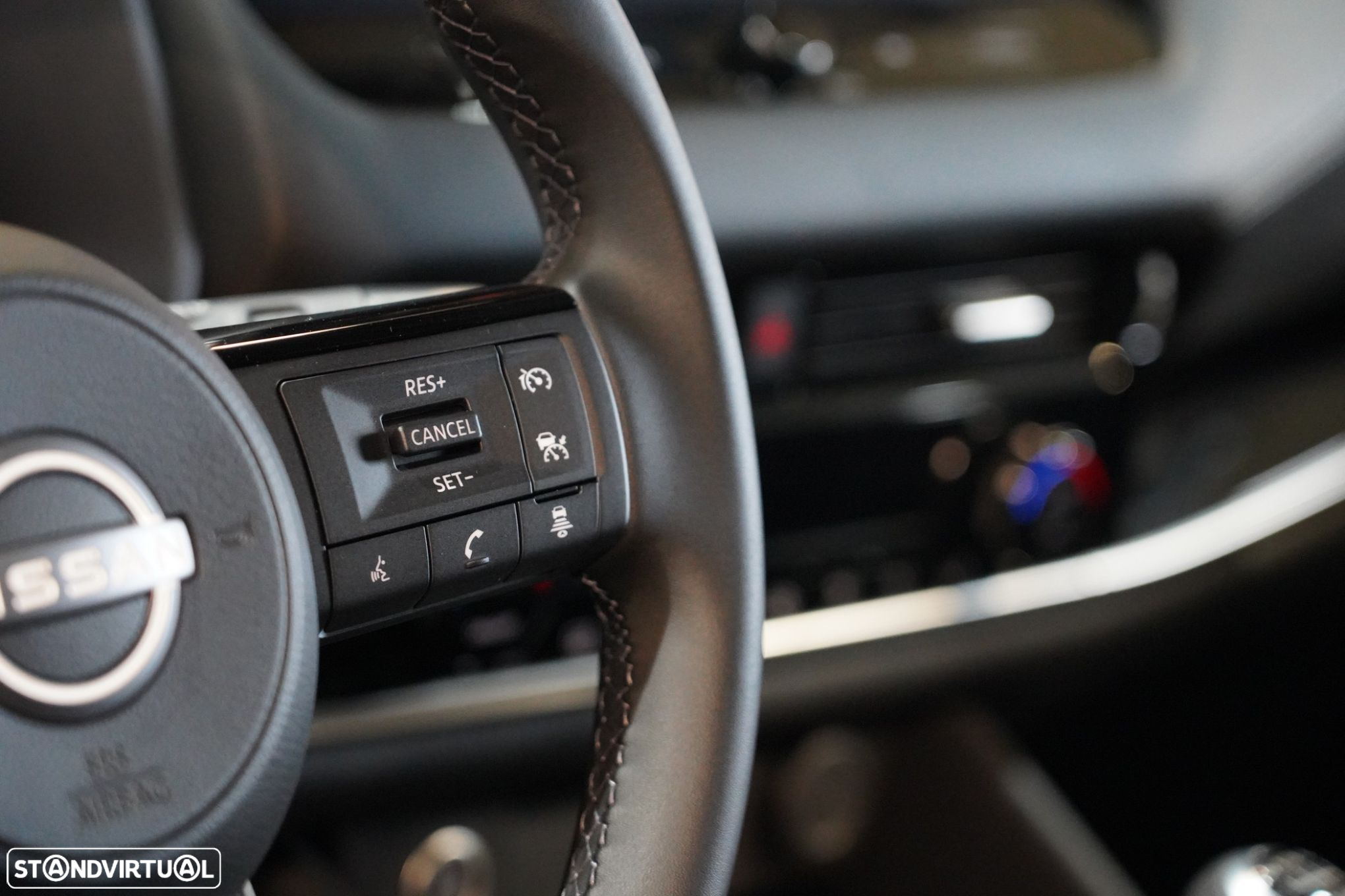 Nissan Qashqai 1.3 DIG-T N-Connecta LED+TT+SKY - 11