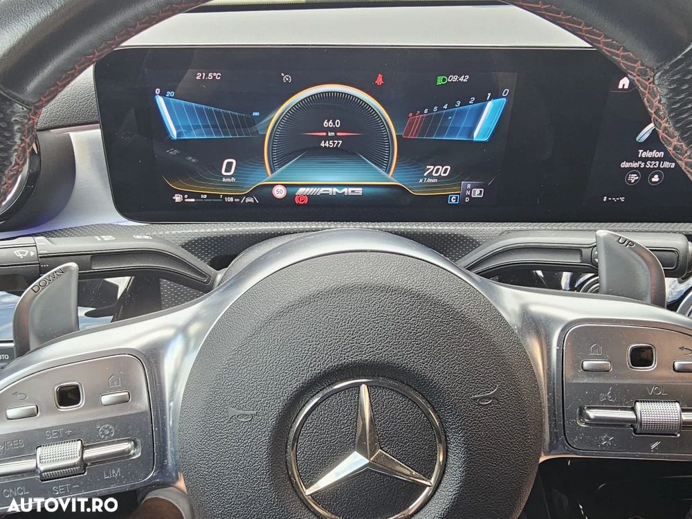 Mercedes-Benz CLA 35 AMG - 13