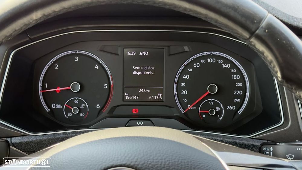 VW T-Roc 1.6 TDI - 23