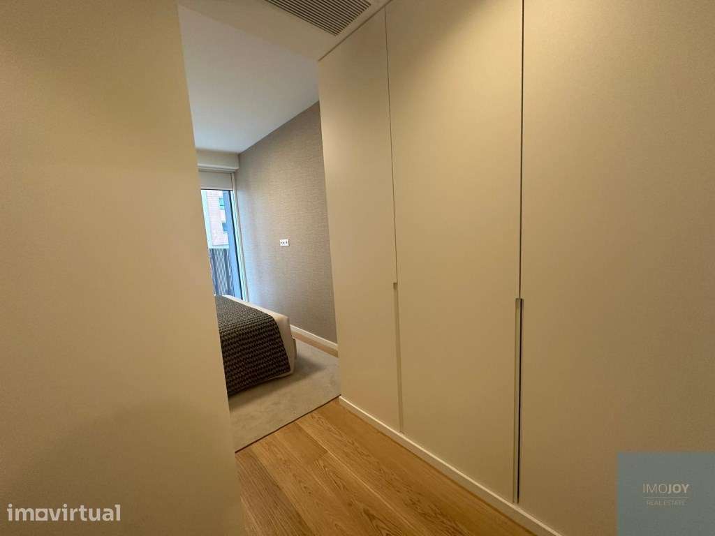 Apartamento T3 com Terraço em Vila Nova de Gaia - Grande imagem: 2/23