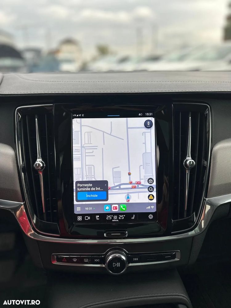 Volvo V90 B4 D Plus Dark - 17