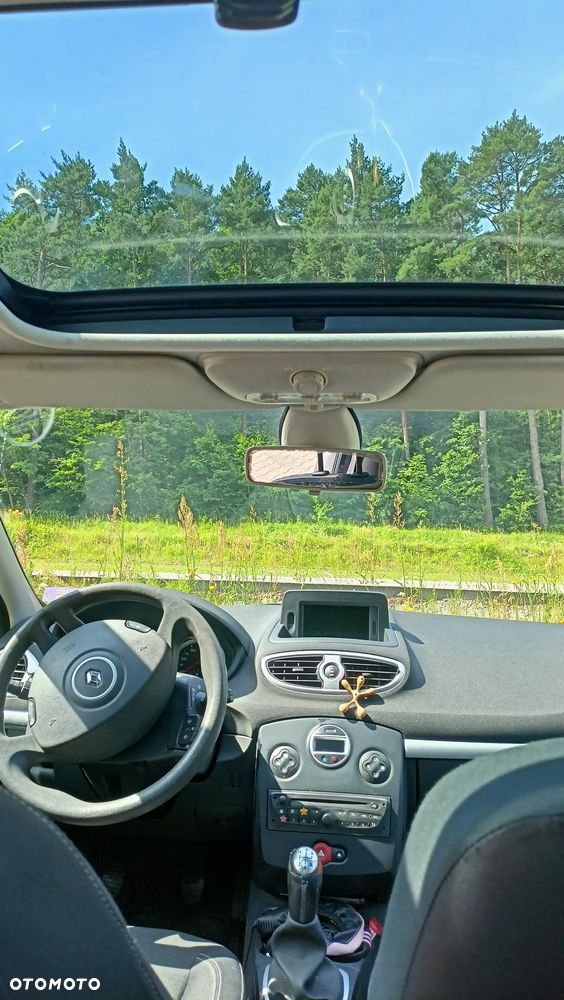 Renault Clio - 15
