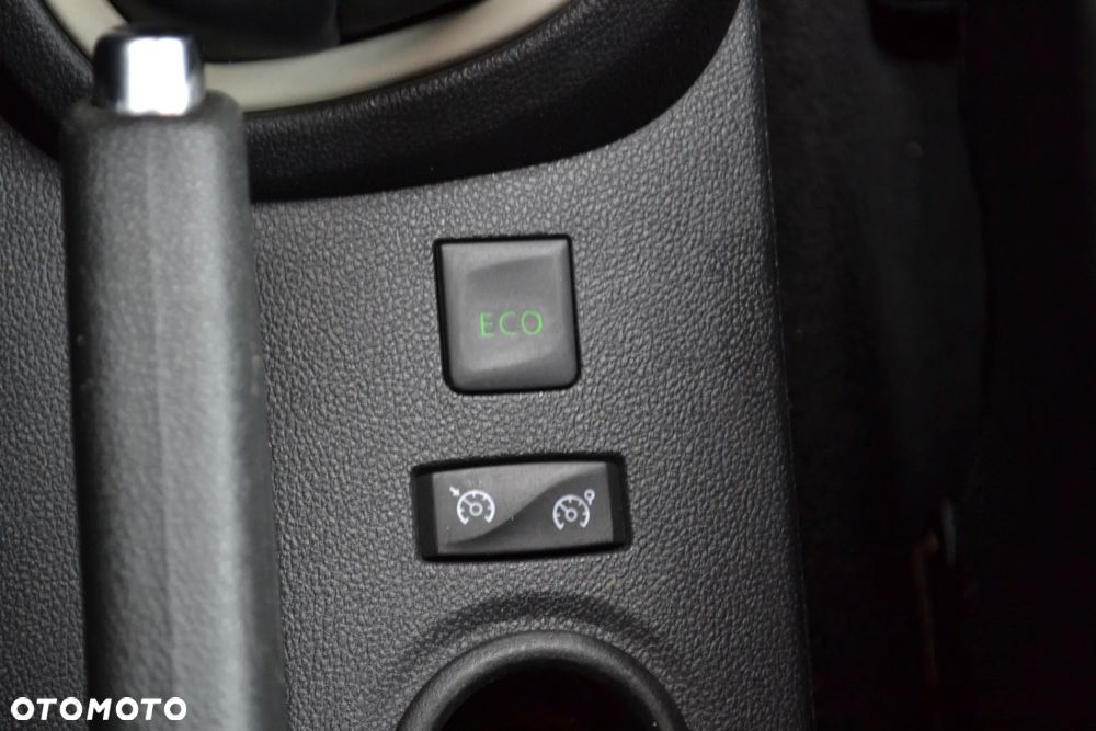 Renault Captur - 30