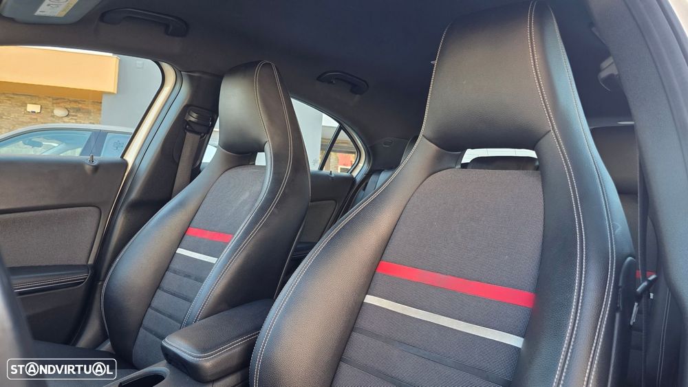 Mercedes-Benz A 180 d Urban - 12