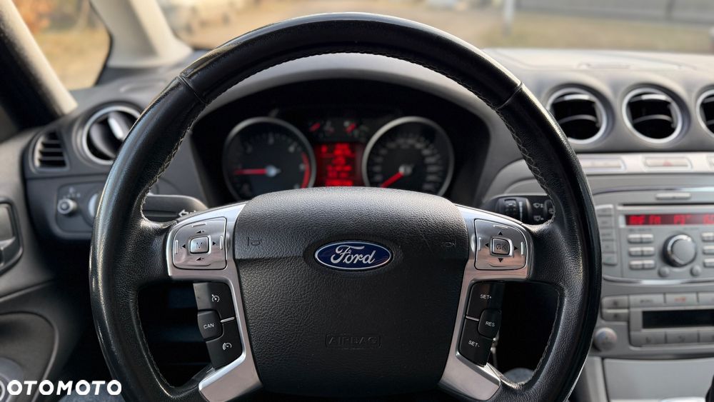 Ford Galaxy 2.0 TDCi Titanium - 19