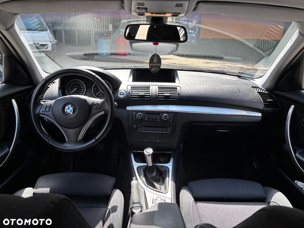 BMW Seria 1 120d DPF - 10