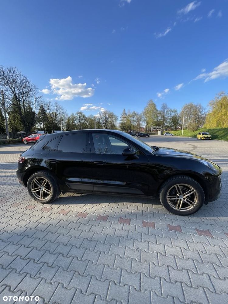 Porsche Macan - 17